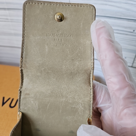 Louis Vuitton Vintage Vernis Patent Leather Monogram Belt Pouch in Mango - Picture 8 of 11